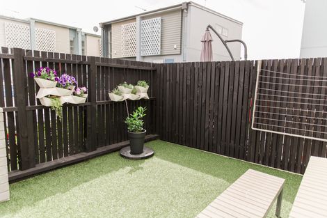 Photo of property in 22 Oioi Road, Hobsonville, Auckland, 0616