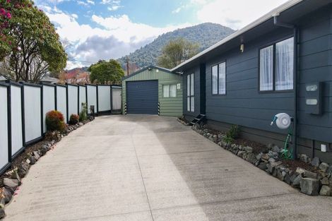Photo of property in 1 Upland Road, Western Heights, Rotorua, 3015