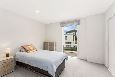 Photo of property in 34 Koreke Close, Kenepuru, Porirua, 5022