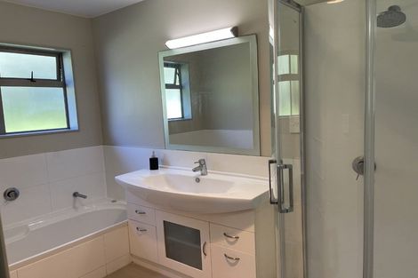 Photo of property in 15 Sophies Way, Papamoa Beach, Papamoa, 3118