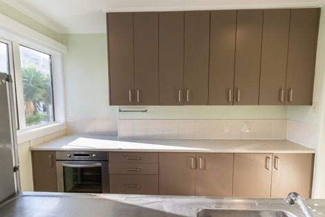 Photo of property in Victoria Court, 4u7 Queen Street, Mount Victoria, Wellington, 6011