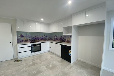 Photo of property in 23 Mcwhirters Farm Lane, Massey, Auckland, 0614