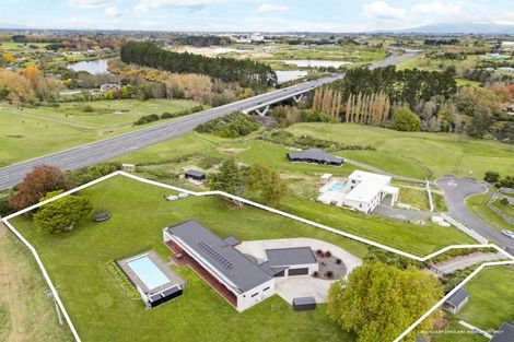Photo of property in 17 Piriti Lane, Horsham Downs, Hamilton, 3281