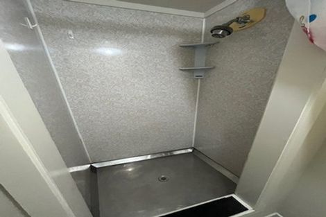 Photo of property in 24 Stanley Road, Glenfield, Auckland, 0629