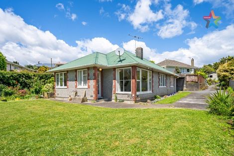 Photo of property in 12 Larsen Crescent, Tawa, Wellington, 5028