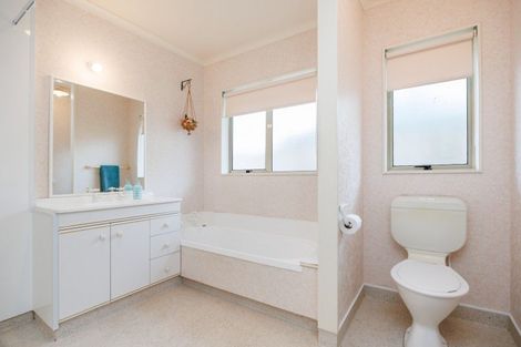 Photo of property in 23 Rose Place, Awapuni, Palmerston North, 4412