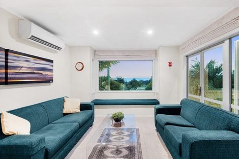 Photo of property in 33 Bleakhouse Road, Howick, Auckland, 2014