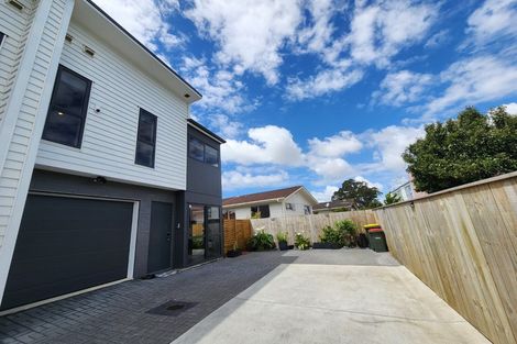 Photo of property in 74f Mckenzie Road, Mangere Bridge, Auckland, 2022