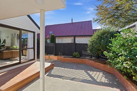 Photo of property in 1/318 Withells Road, Avonhead, Christchurch, 8042