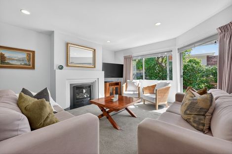 Photo of property in 1/6 Fenwick Avenue, Milford, Auckland, 0620