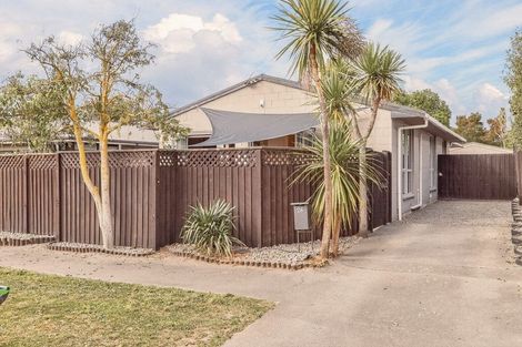 Photo of property in 26 Larnach Street, Waimairi Beach, Christchurch, 8083