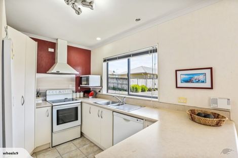Photo of property in 34 Puriri Road, Pukekohe, 2120