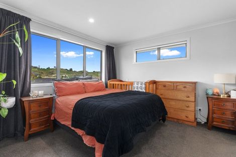 Photo of property in 1 Antrim Glade, Welcome Bay, Tauranga, 3175