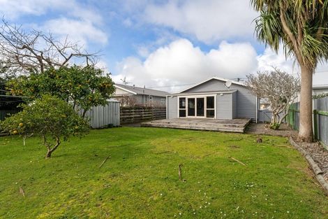 Photo of property in 88 Tukapa Street, Westown, New Plymouth, 4310