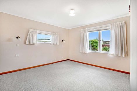 Photo of property in 10 Burns Street, Tawhero, Whanganui, 4501