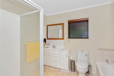 Photo of property in 51 Pirika Place, Papamoa Beach, Papamoa, 3118