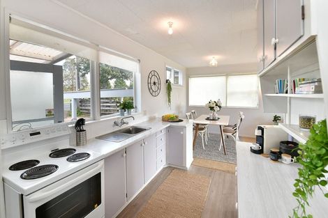 Photo of property in 313 Mahurangi East Road, Snells Beach, 0920