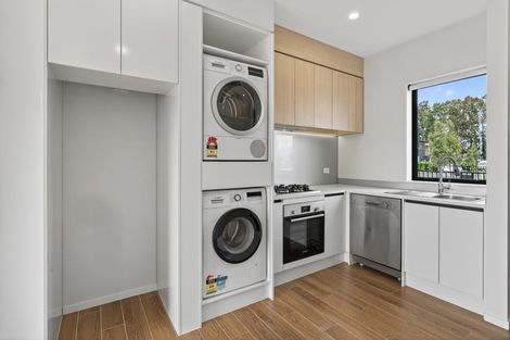 Photo of property in 27 Arahopu Place, Papakura, 2110