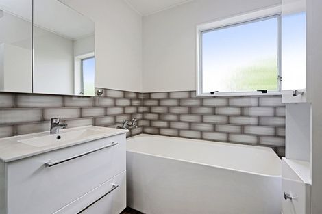 Photo of property in 46 Anderson Road, Taradale, Napier, 4112
