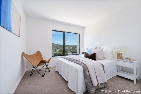 Photo of property in 21d Barron Drive, Green Bay, Auckland, 0604