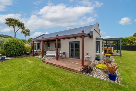 Photo of property in 17 Raeburn Avenue, Otatara, Invercargill, 9879