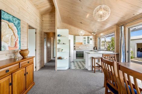 Photo of property in 16 The Dunes, Pauanui, Hikuai, 3579