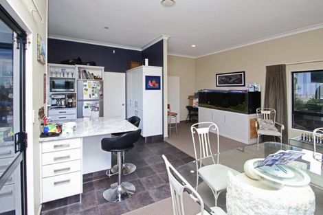 Photo of property in 26 Cumberland Rise, Taradale, Napier, 4112