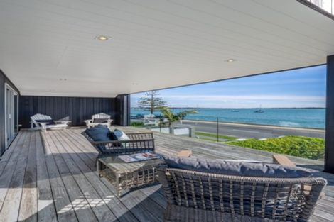 Photo of property in 8a The Parade, Bucklands Beach, Auckland, 2012