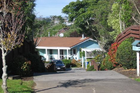 Photo of property in 10 Moxham Grove, Massey, Auckland, 0614