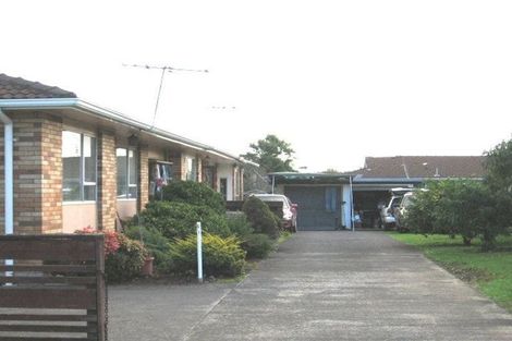 Photo of property in 1/152 Lincoln Road, Henderson, Auckland, 0610