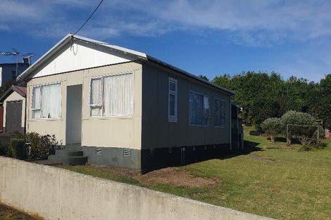 Photo of property in 24 Dorset Street, Patea, 4520