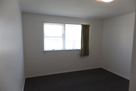 Photo of property in 14 Helena Street, Massey, Auckland, 0614