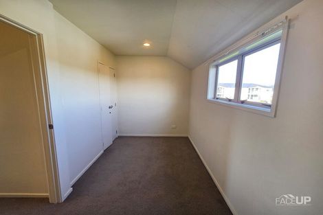 Photo of property in 3/4 Keeling Road, Henderson, Auckland, 0612
