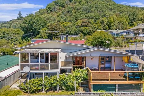 Photo of property in 73 Devon Street, Picton, 7220