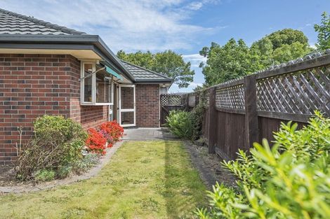 Photo of property in 128 Yaldhurst Road, Sockburn, Christchurch, 8042