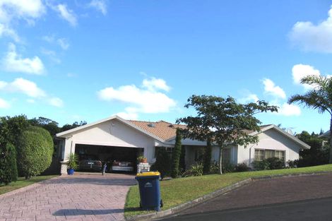 Photo of property in 8 Godwin Court, Unsworth Heights, Auckland, 0632