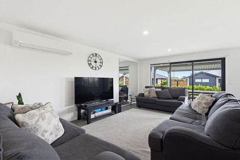 Photo of property in 6 Arabella Crescent, Yaldhurst, Christchurch, 8042