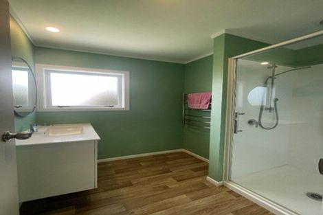 Photo of property in 6 Camellia Avenue, Bell Block, New Plymouth, 4312