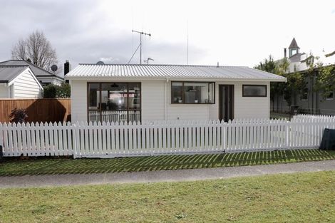 Photo of property in 44a Queen Street, Cambridge, 3434