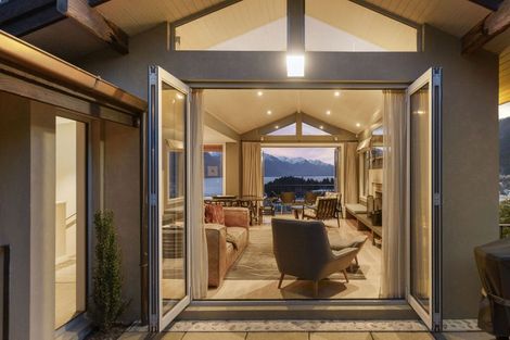 Photo of property in The Woods, 12u 5 Dublin Street, Queenstown, 9300