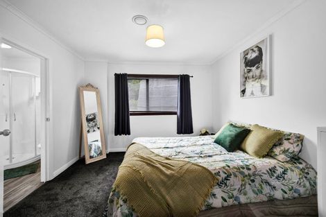 Photo of property in 1082 Junction Road, Egmont Village, Inglewood, 4386