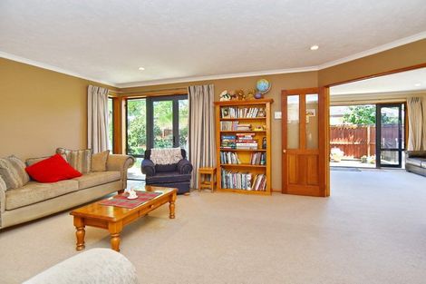 Photo of property in 6 Melford Close, Rangiora, 7400