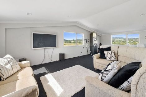 Photo of property in 141 Wades Road, Whitford, Howick, 2571