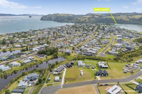 Photo of property in 24 Oliver Leighs Drive, Cooks Beach, 3591