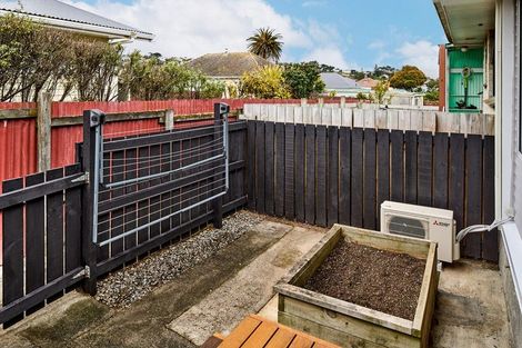 Photo of property in 3/14 Jillett Street, Titahi Bay, Porirua, 5022