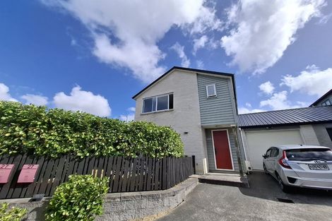 Photo of property in 27c Westgate Drive, Westgate, Auckland, 0614