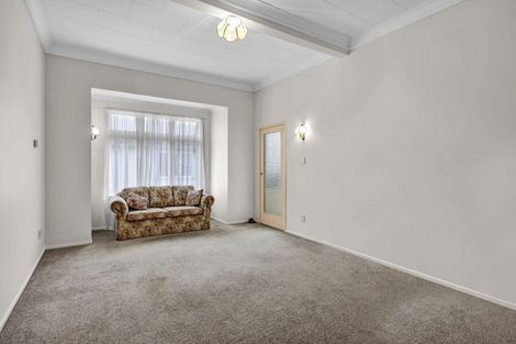 Photo of property in 10 Morrissey Street, Hawera, 4610