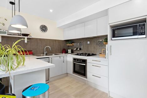 Photo of property in 67 Andrews Road, Queenstown, 9300