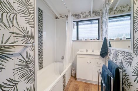 Photo of property in 1/8 Ambury Road, Mangere Bridge, Auckland, 2022