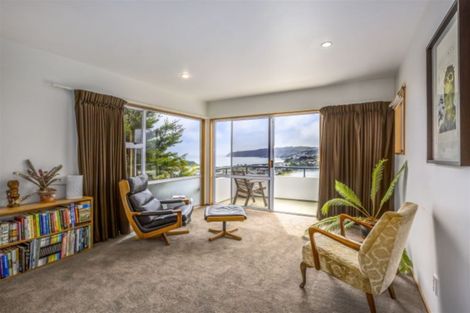 Photo of property in 37 Kahu Road, Paremata, Porirua, 5024